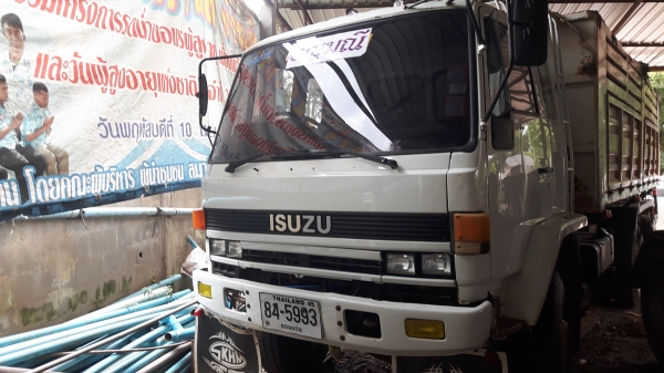 ขายด่วน ISUZU 240 แรงเดิมๆสองเพลา สภาพดีมากๆๆ