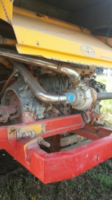 ขายรถเกี่ยวศักดิ์พัฒนา km48เครื่อง230เทอร์โบว์ ช่วงล่าง12ปั๊ม23สภาพพร้อม