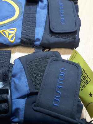 ถุงมือจากตู้ญี่ปุ่น Access under Glove size:M 56\%Nylon 44\%Pvc ถุงมือจากตู้ญี่ปุ่น Access under Glove size:M 56\%Nylon 44\%Pvc