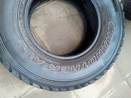 31x10.50R15  DUNLOP GRANDTREK AT1  มี 1 เส้น  tel.081-427-3941