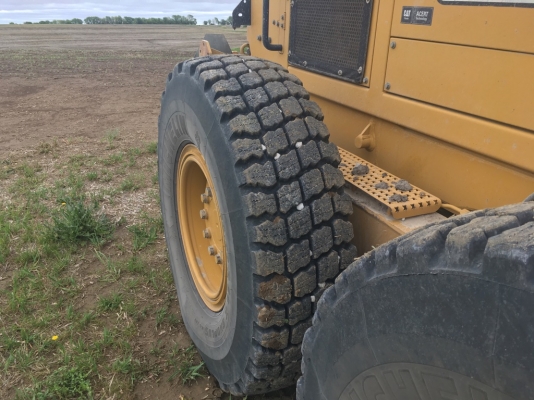 Caterpillar 140M  พร้อมติดตั้ง scarifier ใหม่ รถเกรดอเมริกา โทร. 080-6565422 (หนิง)