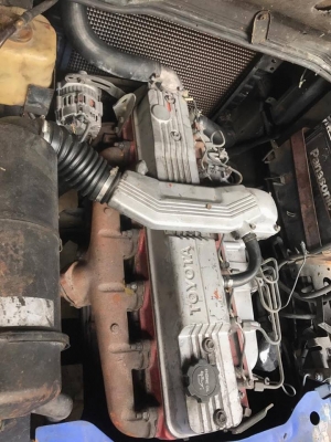 toyota รุ่น 5 ยกได้ 4.5 ตัน toyota รุ่น 5 ยกได้ 4.5 ตัน