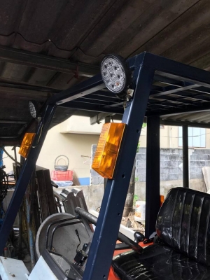 toyota รุ่น 5 ยกได้ 4.5 ตัน toyota รุ่น 5 ยกได้ 4.5 ตัน