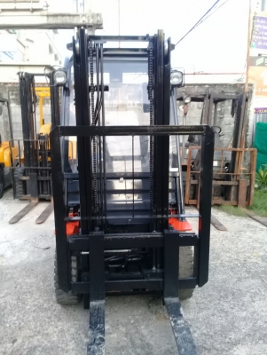 +++ ขายโฟล์คลิฟท์  TOYOTA 8FD15  ขนาด  1.5  ตัน   เครื่องยนต์ดีเซล  เสา  3  เมตร  งาสไลด์ซ้าย + ขวา  เกียร์ออโ่ตเมติค  ยางตันครับ  (รถ 8,000  ชม.)