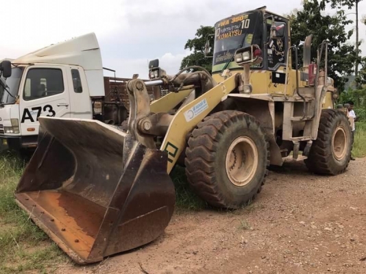 ขาย 800,000 รถตัก KOMATSU WA 350-3 E เครื่องดี เกียร์ดี ปั้มแรง  เอวแน่น สภาพพร้อมใช้  เอกสารอินวอย  รถอยู่ สระบุรี 090-772-3710 090-772-3708