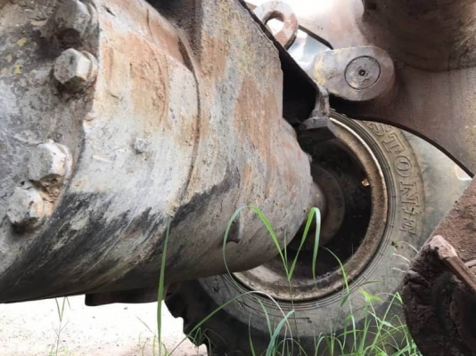 ขาย 800,000 รถตัก KOMATSU WA 350-3 E เครื่องดี เกียร์ดี ปั้มแรง  เอวแน่น สภาพพร้อมใช้  เอกสารอินวอย  รถอยู่ สระบุรี 090-772-3710 090-772-3708