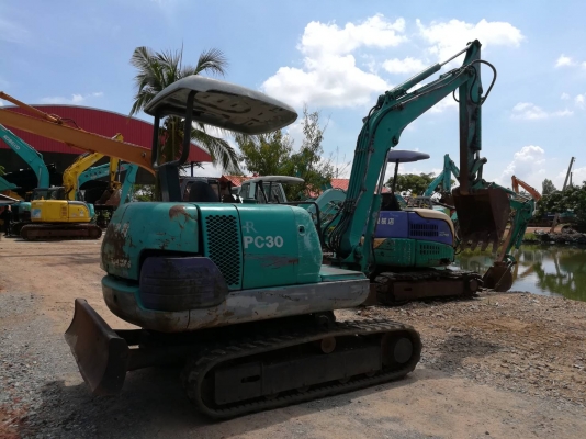 ขายKOMATSU PC30-7  เก่าญี่ปุ่นแท้  มีลายแย๊ก  เดิมๆๆ  3,XXX  ชั่วโมง  ลองระบบกันได้ทุกวัน  โทร  089-3818694  ดวงนภา