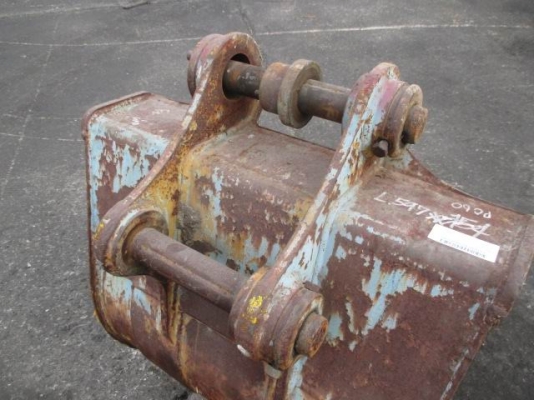 ขายบุ้งกี๋/ รถขุด60 /สลัก50มิล/ซอกแขน18.5เซนติเมตร/ปากกว้าง68เซนติเมตร  เก่านอกขายราคา 13,000 บาท