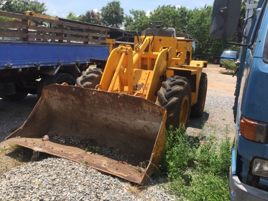 ขายรถ ตัก เอวอ่อน ยี่ห้อ มิตซู