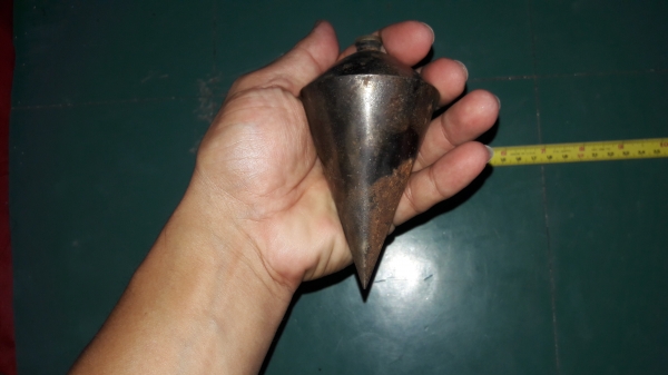 ขายลูกดิ่งงานเก่าเก็บงานนอกหนัก750กรัม มีสนิมผิว