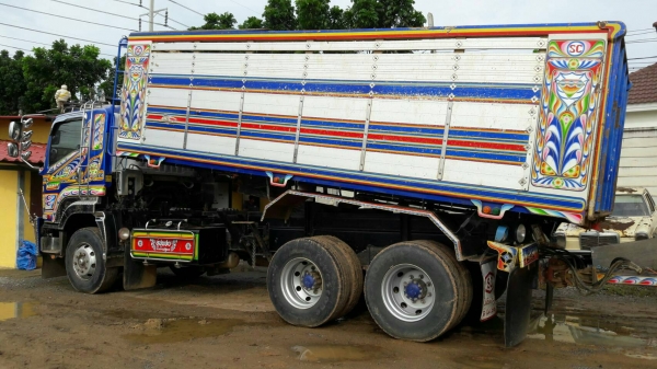 Isuzu 360 แรง ปี 56 แม่ลูกดัมพ์มิเนียมอู่ซุ่มชัย ลูก 3 เพลาแท้ ทะเบียนพร้อม