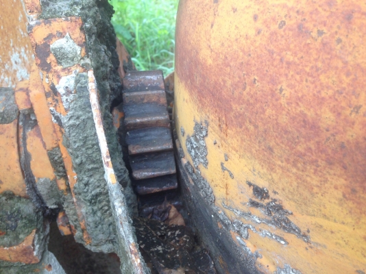 (ขายแล้วครับ) โม่ผสมปูน GOLDEN MIXER ไฟบ้าน 220 โวลต์ 3HP พร้อมใช้งาน!