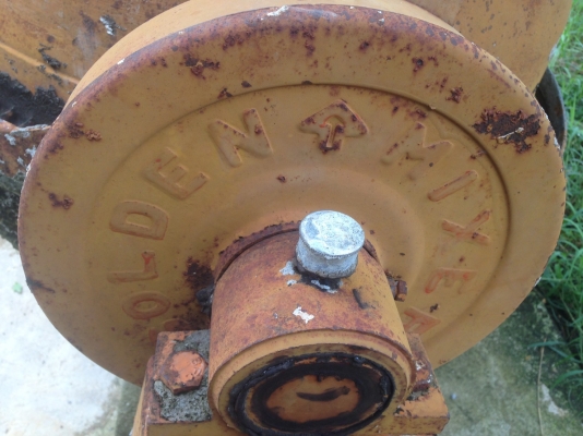 (ขายแล้วครับ) โม่ผสมปูน GOLDEN MIXER ไฟบ้าน 220 โวลต์ 3HP พร้อมใช้งาน!