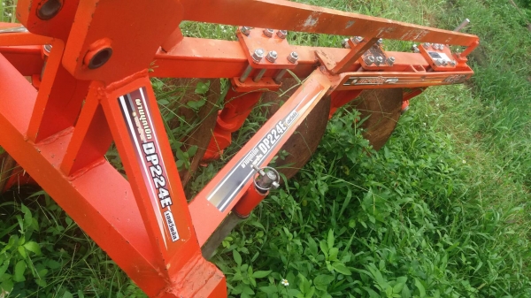 ขายผาน4 บุกเบิก รุ่น DP224E สภาพเดิมๆ พร้อมใช้งาน ใช้กับรุ่น 34-36 แรงม้า