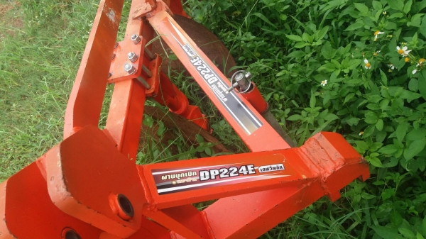ขายผาน4 บุกเบิก รุ่น DP224E สภาพเดิมๆ พร้อมใช้งาน ใช้กับรุ่น 34-36 แรงม้า