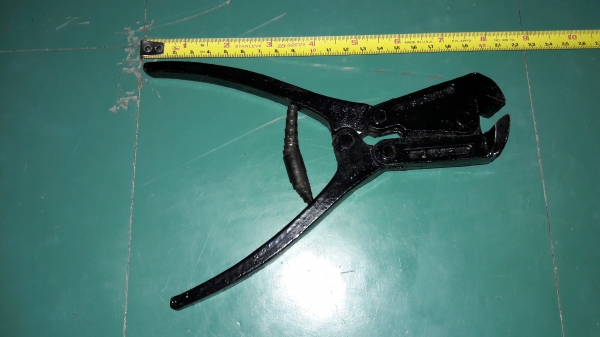 ขายคีมตัดทดแรงLUCKYSTAR MADE IN POLAND. เก่าเก็บ