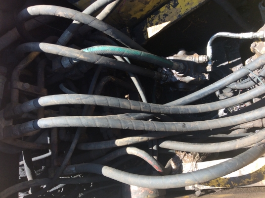 ตัดอะไหล่ครับkomatsu pc120-5 สนใจอะไหล่ตัวไหนสอบถามได้ ตัดอะไหล่ครับkomatsu pc120-5 สนใจอะไหล่ตัวไหนสอบถามได้