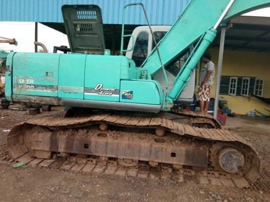 ขออณุญาติขายรถ KOBELCO SK200มาคชิกYN08  ไฟฟ้าครบเอกสารตามได้ขายแบบโยนเอกสารพร้อมช้งาน ราคา 930000สนใจติดต่อ 0853224877-0988930465