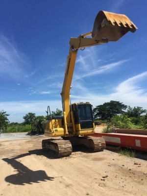 ขออณุญาติขายรถ  PC130-8 เอกสารพร้อม ชั่วโมง 4600กว่าพร้อมใช้งานราคา 1800000  สนใจติดต่อ 0853224877-0988930465