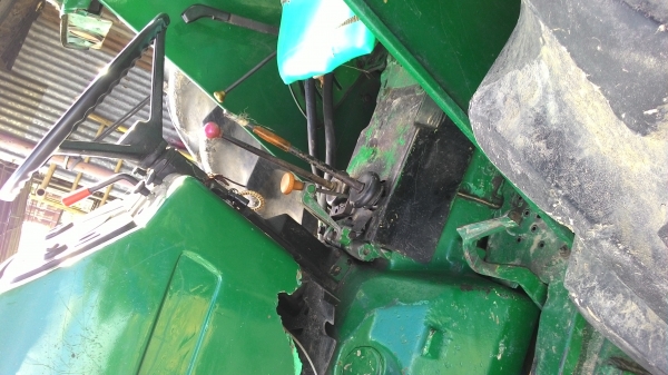 รถไถจอนเดียร์ 2456 รถไถสภาพสวยเฟี๊ยบ