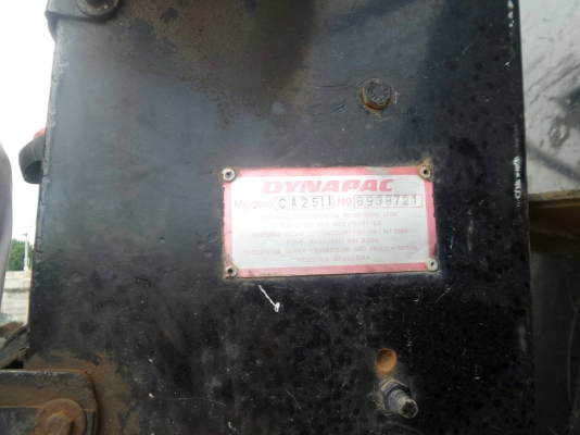 รถบดสั่นเสทือนขนาด10ตัน2เพลาเปลือกเดียว DYNAPAC  CA251 เอกสารเล่มทะเบียน