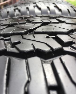 ยาง Bridgestone 265 65 17 ปลายปี15 ดอกเต็ม สวยคม ใช้ยาว ราคาไม่แพง ยาง Bridgestone 265 65 17 ปลายปี15 ดอกเต็ม สวยคม ใช้ยาว ราคาไม่แพง