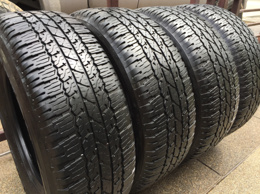 ยาง Bridgestone 265 65 17 ปลายปี15 ดอกเต็ม สวยคม ใช้ยาว ราคาไม่แพง ยาง Bridgestone 265 65 17 ปลายปี15 ดอกเต็ม สวยคม ใช้ยาว ราคาไม่แพง