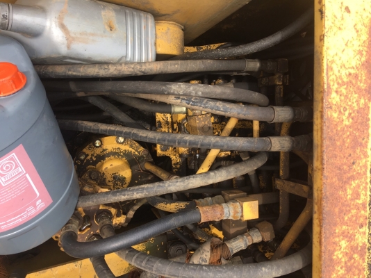 ปิดการขาย !!!!!!! / รถแบคโฮ KOMATSU PC 120 - 5.