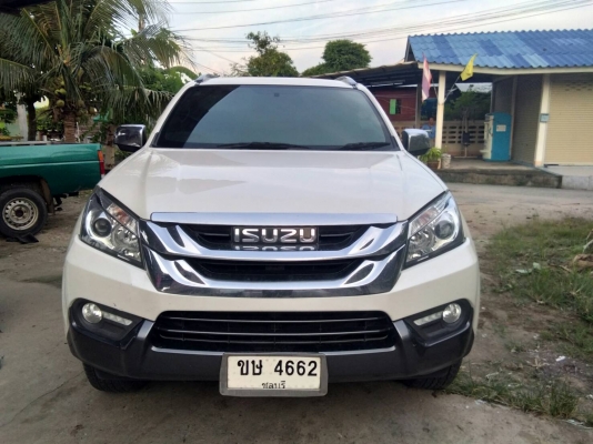 ขายด่วนมิวx ปี2016 วิ่ง70000กว่าโล ตัวทอปเครื่อง2500ราคา850000โทร0816647789