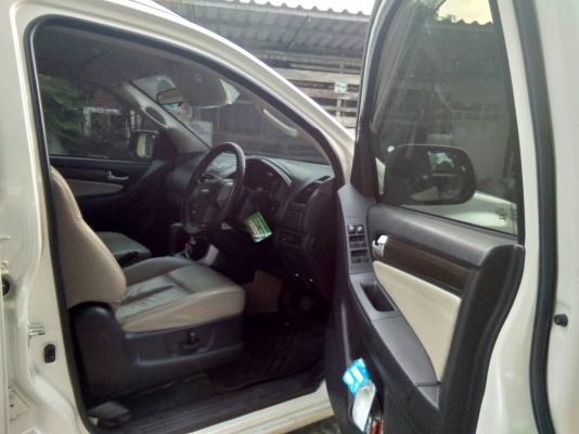 ขายด่วนมิวx ปี2016 วิ่ง70000กว่าโล ตัวทอปเครื่อง2500ราคา850000โทร0816647789