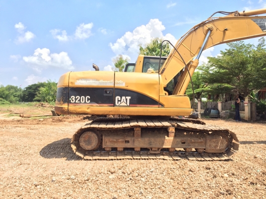 ขายด่วน CAT 320C สภาพพร้อมใช้งาน เครื่องปั้มดี โซ่หนา ไฟฟ้าตัดมอเตอร์คันเร่ง รถทำงานปกติ เอกสารเล่มทะเบียน สนใจโทรสอบถาม 093-0764943  088-3223272 K ตั้ม