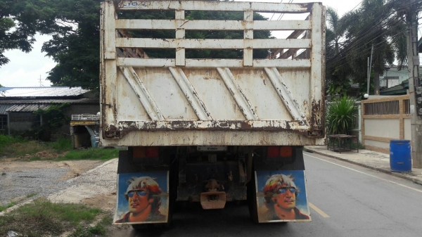 ขายรถบรรทุก 10 ล้อ ขายรถบรรทุก 10 ล้อ