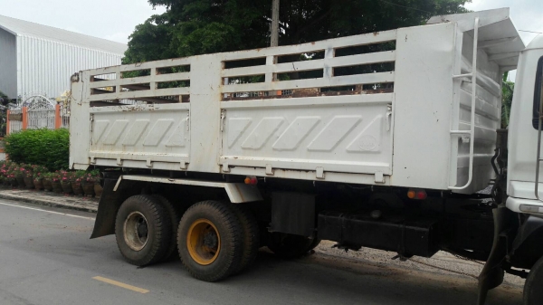 ขายรถบรรทุก 10 ล้อ