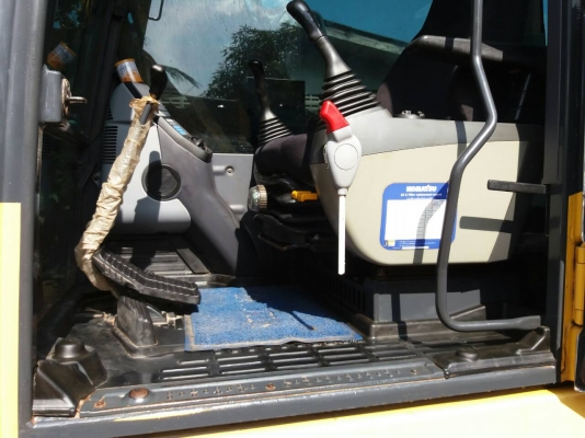 ขายด่วน!! Komatsu PC130-8 สภาพสวยมากๆค่ะ