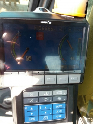ขายด่วน!! Komatsu PC130-8 สภาพสวยมากๆค่ะ ขายด่วน!! Komatsu PC130-8 สภาพสวยมากๆค่ะ