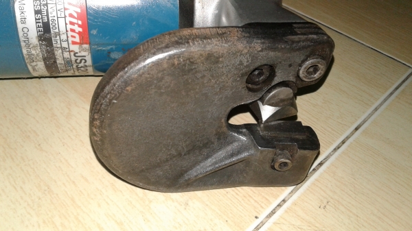 กรรไกรไฟฟ้า makita แท้