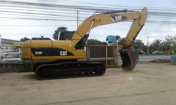 ขาย CAT 320D 12,xxxชม. รถสวยสภาพดี ขาย CAT 320D 12,xxxชม. รถสวยสภาพดี