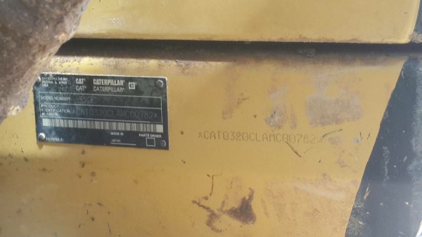 ขายรถขุดแบ็คโค CAT320 JAPANทำงาน14870 ช่วงล่างดีเอกสารเล่มทะเบียนครบ จัดไฟแนนซ์ได้ บูมสวย