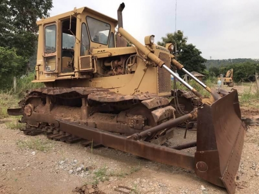 ขาย 800,000 บาท CATTERPILAR D6D ตีนเป็นเกียร์ตัด เครื่องดี ปั้มแรงเอกสารอินวอยส์   รถอยู่สระบุรี  โทร&amp;ไอดีไลน์ 0610710295