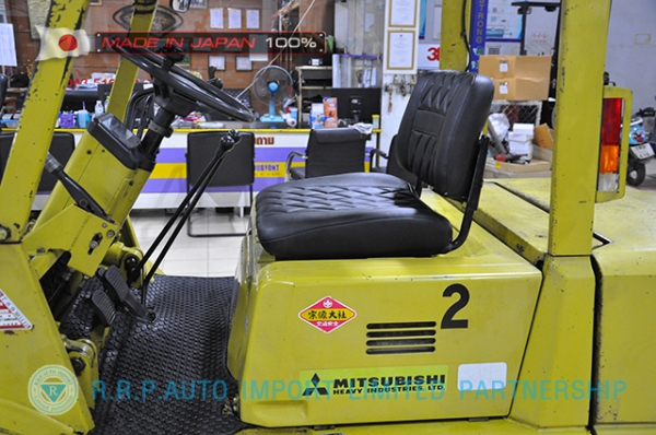 ขายรถโฟล์คลิฟท์มือสอง MITSUBISHI รุ่น FD25-51086 นำเข้าจากประเทศญี่ปุ่น 100\% ไม่เคยใช้งานในไทย