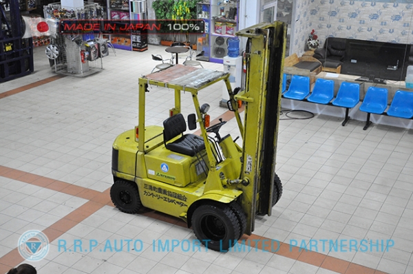 ขายรถโฟล์คลิฟท์มือสอง MITSUBISHI รุ่น FD25-51086 นำเข้าจากประเทศญี่ปุ่น 100\% ไม่เคยใช้งานในไทย