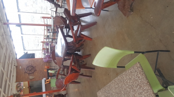 ขายโครงสร้าง 1 หลัง 12x30 เมตร พร้อมห้องกระจก 1 ห้อง ห้องน้ำกว้าง 8×16 เมตรพร้อมโต๊ะเก้าอี้บู๊ทขายของ5ซุ้ม 150,000บาท ขายโครงสร้าง 1 หลัง 12x30 เมตร พร้อมห้องกระจก 1 ห้อง ห้องน้ำกว้าง 8×16 เมตรพร้อมโต๊ะเก้าอี้บู๊ทขายของ5ซุ้ม 150,000บาท