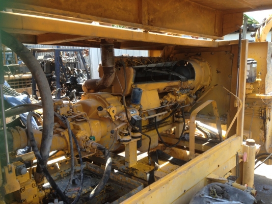 ต้องการขาย เครือง ดันปูน. ยิงปูน อัดน้ำปูน หิน คอนกรีต. แรงดันสูง. เครืองยนต 6สูบ  แรงดัน350บาร.   สภาพพร้อมใช้งาน. ของอยุ่กรุงเทพ