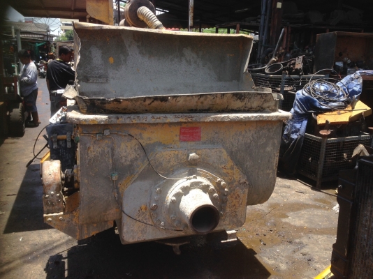 ต้องการขาย เครือง ดันปูน. ยิงปูน อัดน้ำปูน หิน คอนกรีต. แรงดันสูง. เครืองยนต 6สูบ  แรงดัน350บาร.   สภาพพร้อมใช้งาน. ของอยุ่กรุงเทพ