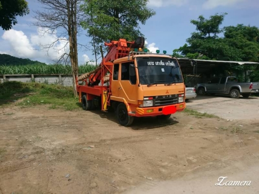 ขายดาวน์ 390,000 รถเจาะหลุม MITSUBISHI  FK 415 F เครื่อง 6D14 หัวบาง ยางดี คัชซีสวย ปั้มเครื่องเจาะแรง ใบเจาะเดิมเหลี่ยมสวย ผ่อน 38,000&times;45 ค่าเปลี่ยนสัญญา 20,000 ออกคนละครึ่งกับคนซื้อคนขาย รถอยู่ อยุธยา 090-772-3710 090-772-3708