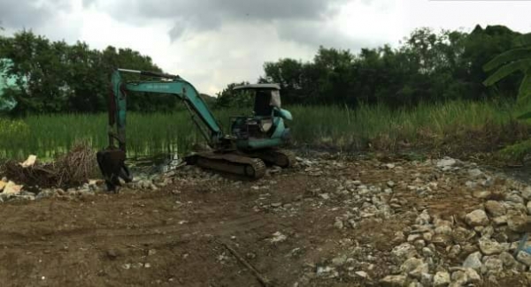 โคมัตสุ PC 40-7 ไม่ให้หัวกระแทกใส่รูลเลอร์ข้างละ 7 ลูก รถดอนเมือง