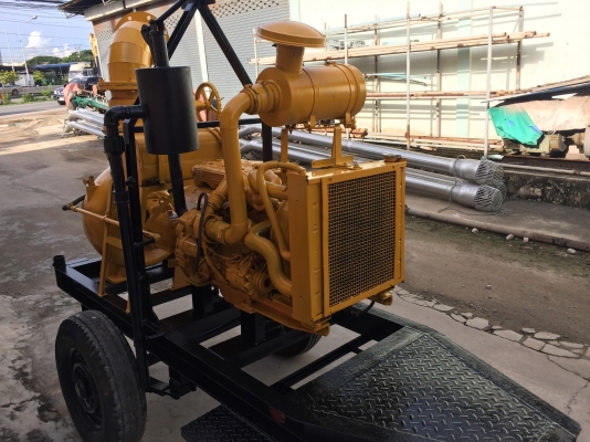 ขายเครื่องสูบน้ำขนาด8นิ้ว เครื่องยนต์vm4สูบเทอร์โบ แบบมีเทเลอร์ลากจูง