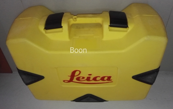 ขายเครื่องวัดระดับอัตโนมัติ Rotating Laser Level Leica  810