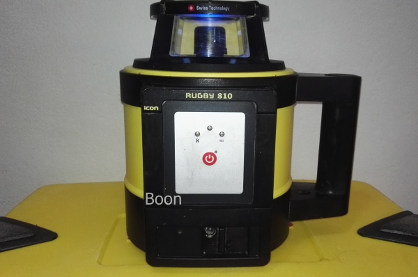 ขายเครื่องวัดระดับอัตโนมัติ Rotating Laser Level Leica  810