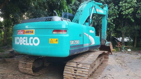 ขายรถแบ็คโฮ KOBELCO SK200-8 Yn12 Super สภาพดี ราคาถูก ขายรถแบ็คโฮ KOBELCO SK200-8 Yn12 Super สภาพดี ราคาถูก